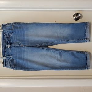 Old Navy Sweetheart Capri Jeans Sz 6